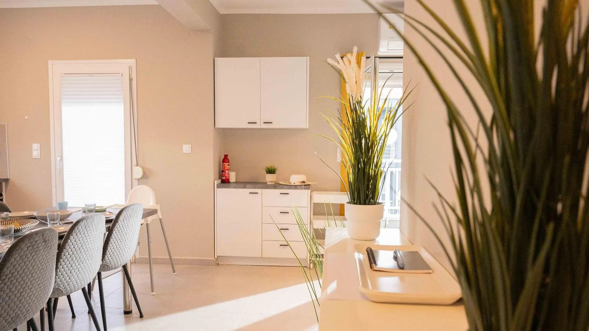 Noah Sea-View Apartments Néoi Epivátai Řecko